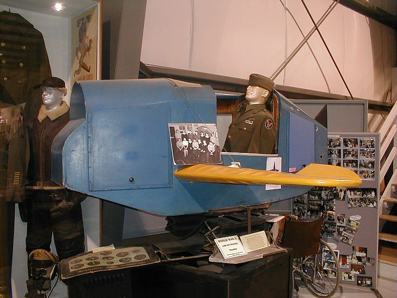 Alter Flugsimulator aus der Anfangszeit