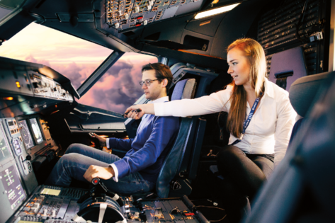 Simulatorflug mit Instruktorin